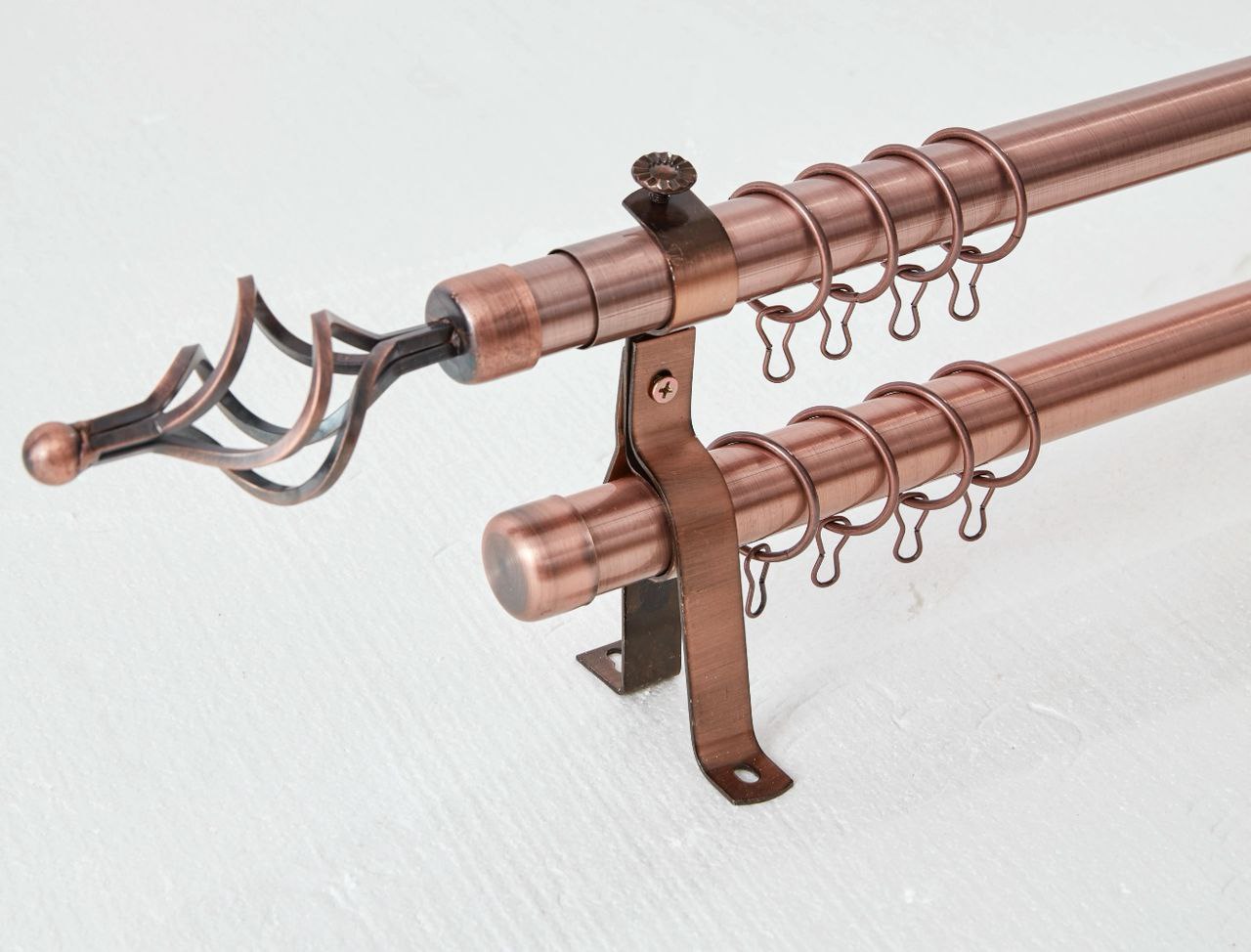 Fer de rideau double